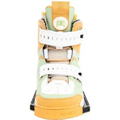 Slingshot Jewel Wakeboard Boots - 2022 -Liquid Forces Shop 2022 Slingshot Jewel Womens Wakeboard Boot Front 40526.1639425839