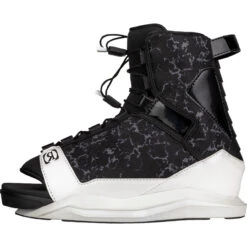 Ronix Halo Women's Wakeboard Boots - 2023 -Liquid Forces Shop 2022 RONIX BOOTS WOMENS HALO LEFT LATERAL 05426.1633975183