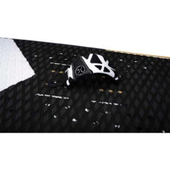 Hyperlite UTE Foil Board - 2023 -Liquid Forces Shop 2023 Hyperlite Ute 5 Wakefoil Board Footstrap Detail 2 48210.1681919314.1280.1280 73332.1682016802