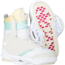 Liquid Force Holiday Wakeboard Package W/ Vida 6X Boots - 2023 7 Liquid Force Holiday Wakeboard Package W/ Vida 6X Boots - 2023 -Liquid Forces Shop IMG 6327 39814.1671655323