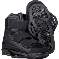 Liquid Force Butterstick Pro Wakeboard Package W/ Hook 6X Boots - 2023 -Liquid Forces Shop IMG 6374 33962.1671651486